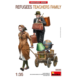 Miniart Figures Refugees. Teachers Family 1/35
